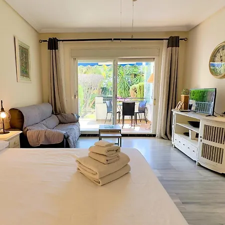 Great Studio In Medina Garden, Puerto Banus Appartement